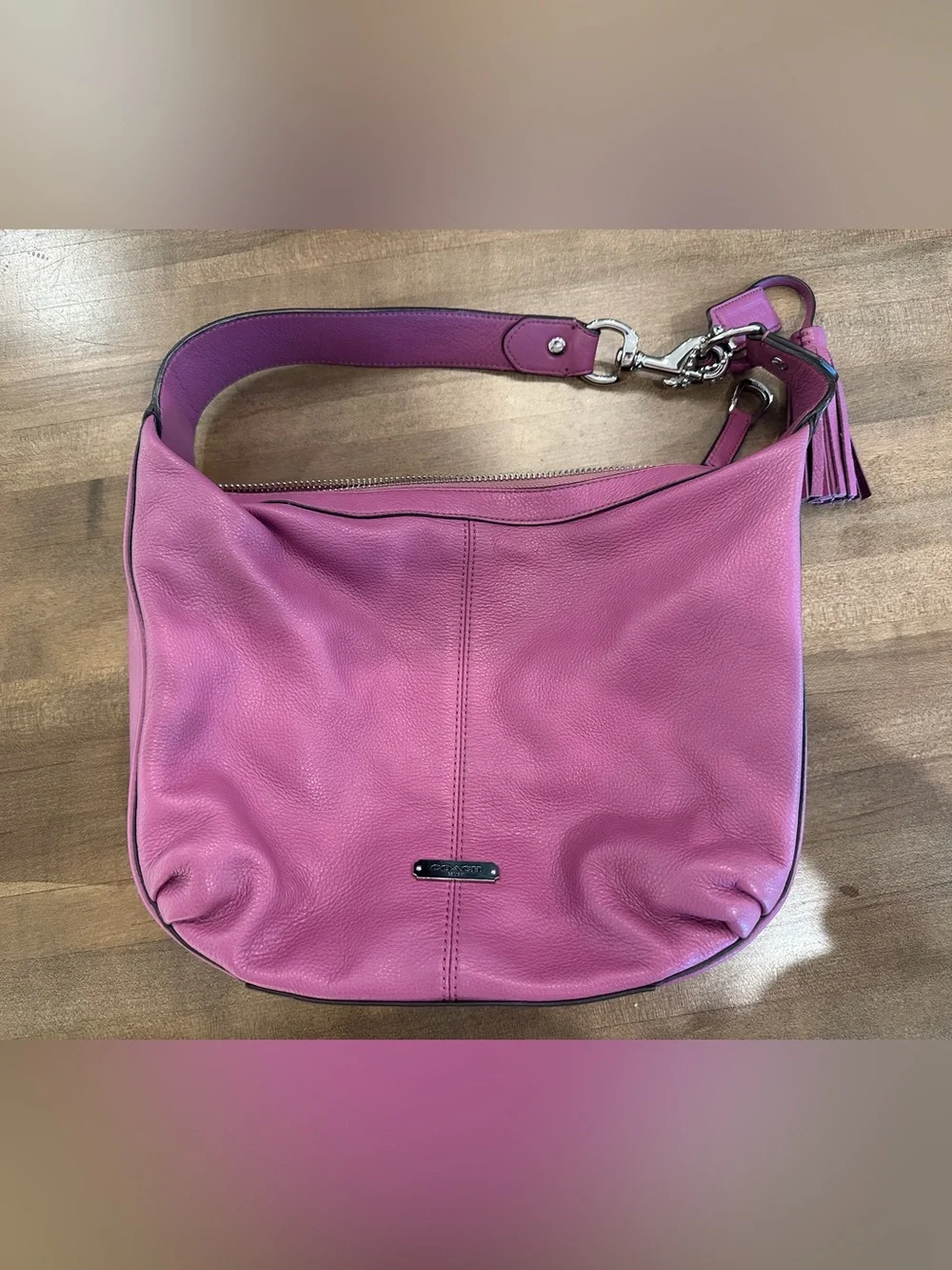 Coach - Avery Pebbled Leather Hobo Bag - F23960 - Purple/Pink